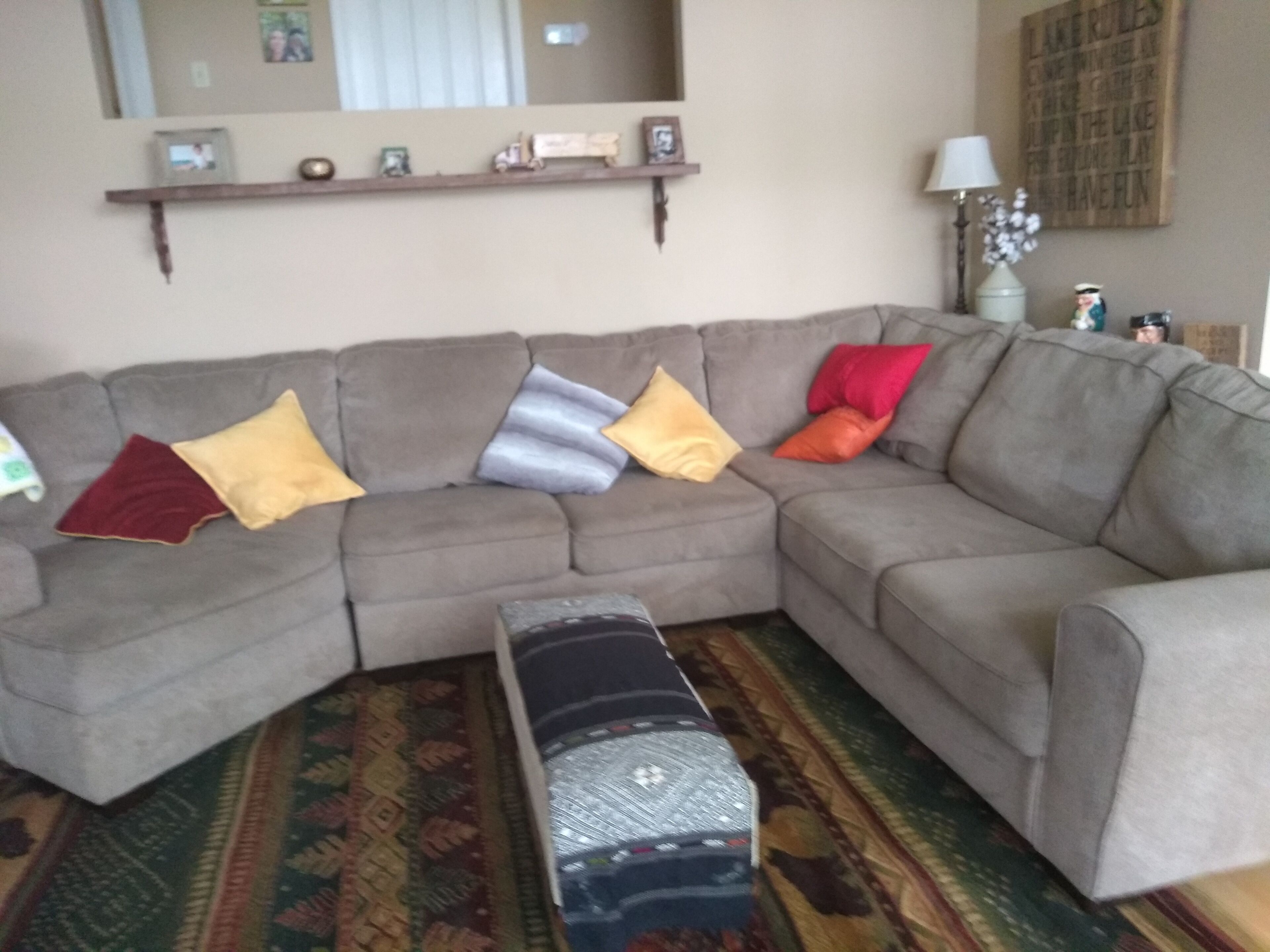 Lake Front Cottage  3 reno baths/4 bedrooms on Pine Lake, Gravenhurst