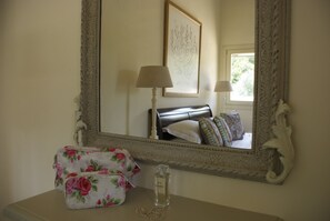 4 bedrooms, iron/ironing board, travel cot, free WiFi