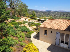 Exterior - Very Spacious Villa With Stunning Views, Heated Pool and Air Conditionning (Fayence)