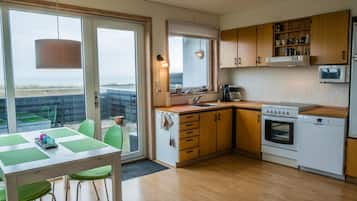 Frigorífic, forn, placa de cuina i rentaplats