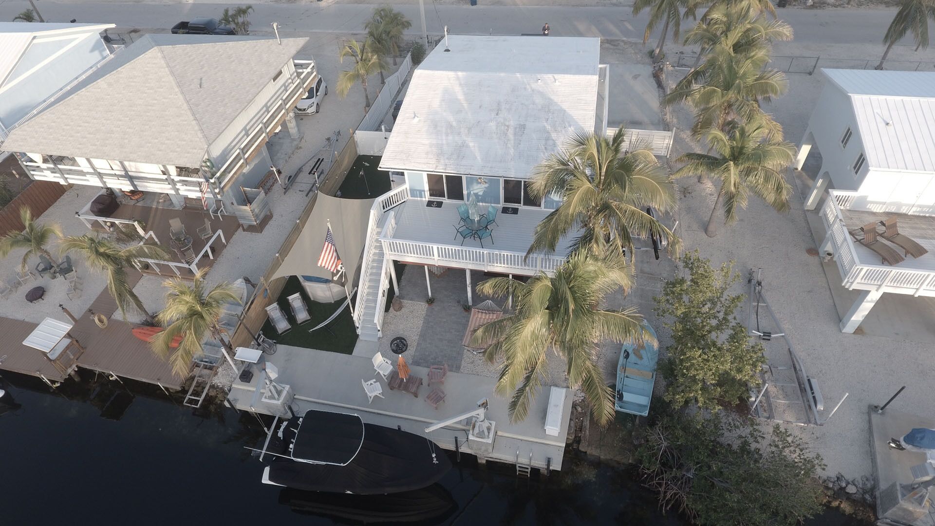 Enjoy the warm sunny Florida Keys with all the extras included @ Arrhouse!