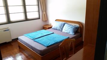 3 chambres, bureau, lit parapluie, Wi-Fi gratuit