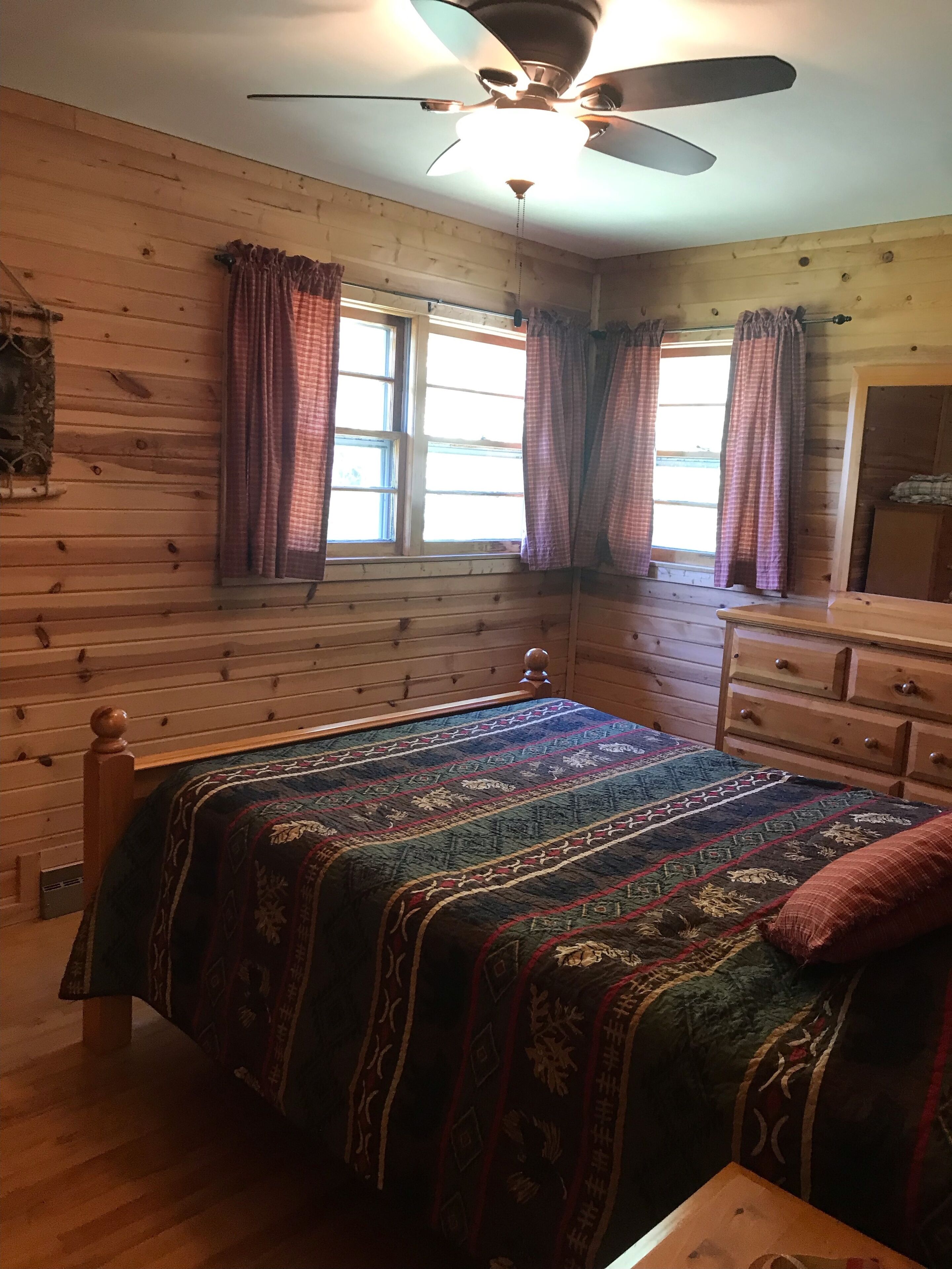 Private Lake House on 16 +/-  wooded acres, 80 + acre lake, 55 foot deep!!