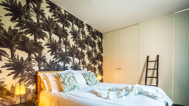4 bedrooms, desk, iron/ironing board, WiFi