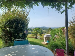 Outdoor dining - Studio beautiful view of the Pyrenees  (Souraïde)