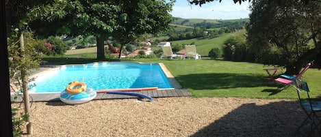 Piscine extérieure, piscine chauffée