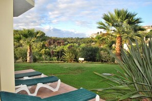 Property grounds - Luxury house near the sea with swimming pool, hammam, jacuzzi, gymnasium, playground. (Carvoeiro)