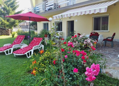 Apartment Mirjana - Mali Brgud - surrounded by greenery, ideal for families