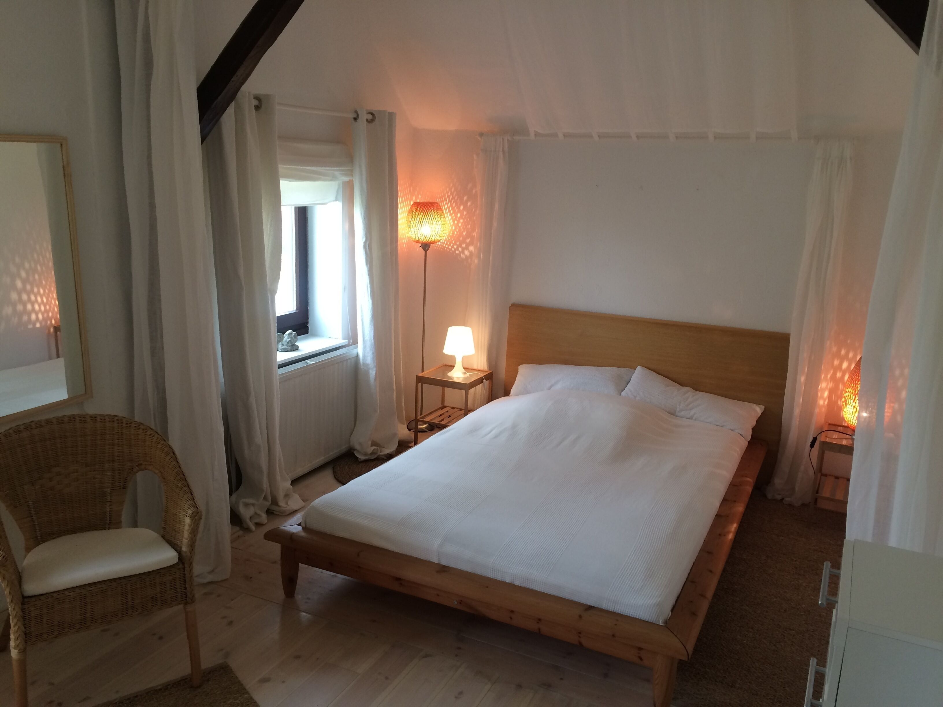 Close to the coast Heavenly calm Farsightedness