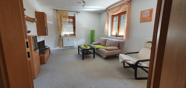 Smart TV, DVD player