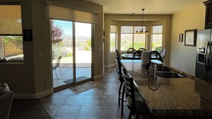 Unclassified image, 3 of 48, button -  CORAL CANYON VIEW HOME !!!! UP ON THE LEDGE! DOG FRIENDLY! (Washington City)