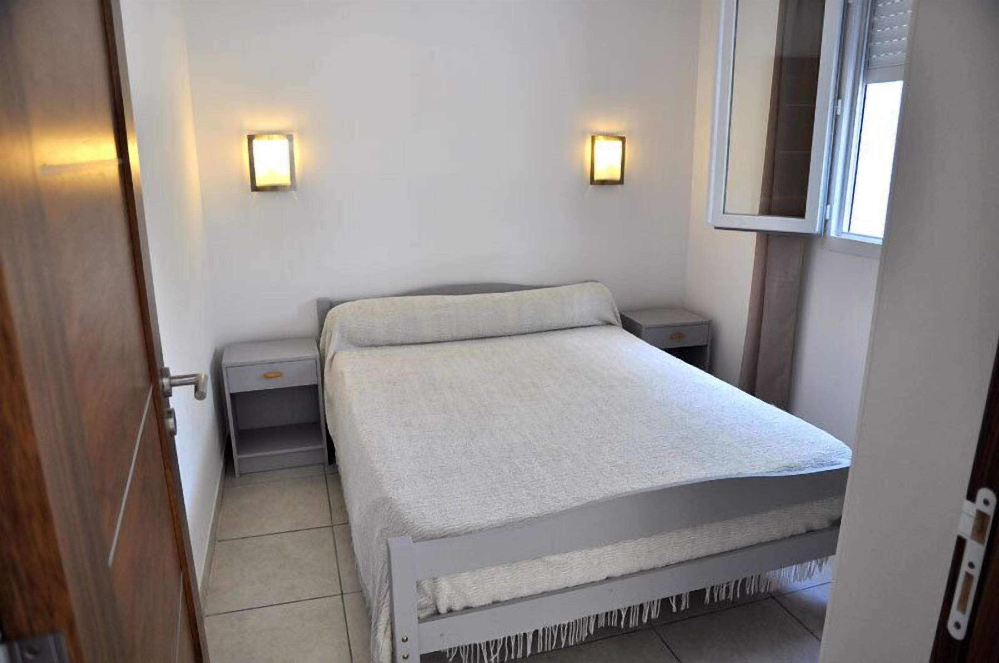 2 chambres, fer et planche à repasser, Wi-Fi gratuit