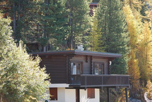 Châlet located in PLAGNE Centre, rated 4 Paradiski crystals and furnished for tourism,