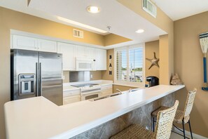 Fridge, microwave, oven, stovetop - Destin West Pelican 401 ~ Amazing Views ~ Lazy River  ~ End Unit (Fort Walton Beach)