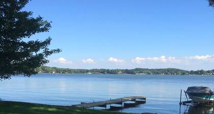 Lakefront Retreat! Lapsiystävällinen päästä pois Akronin ja Canton OH: n välillä