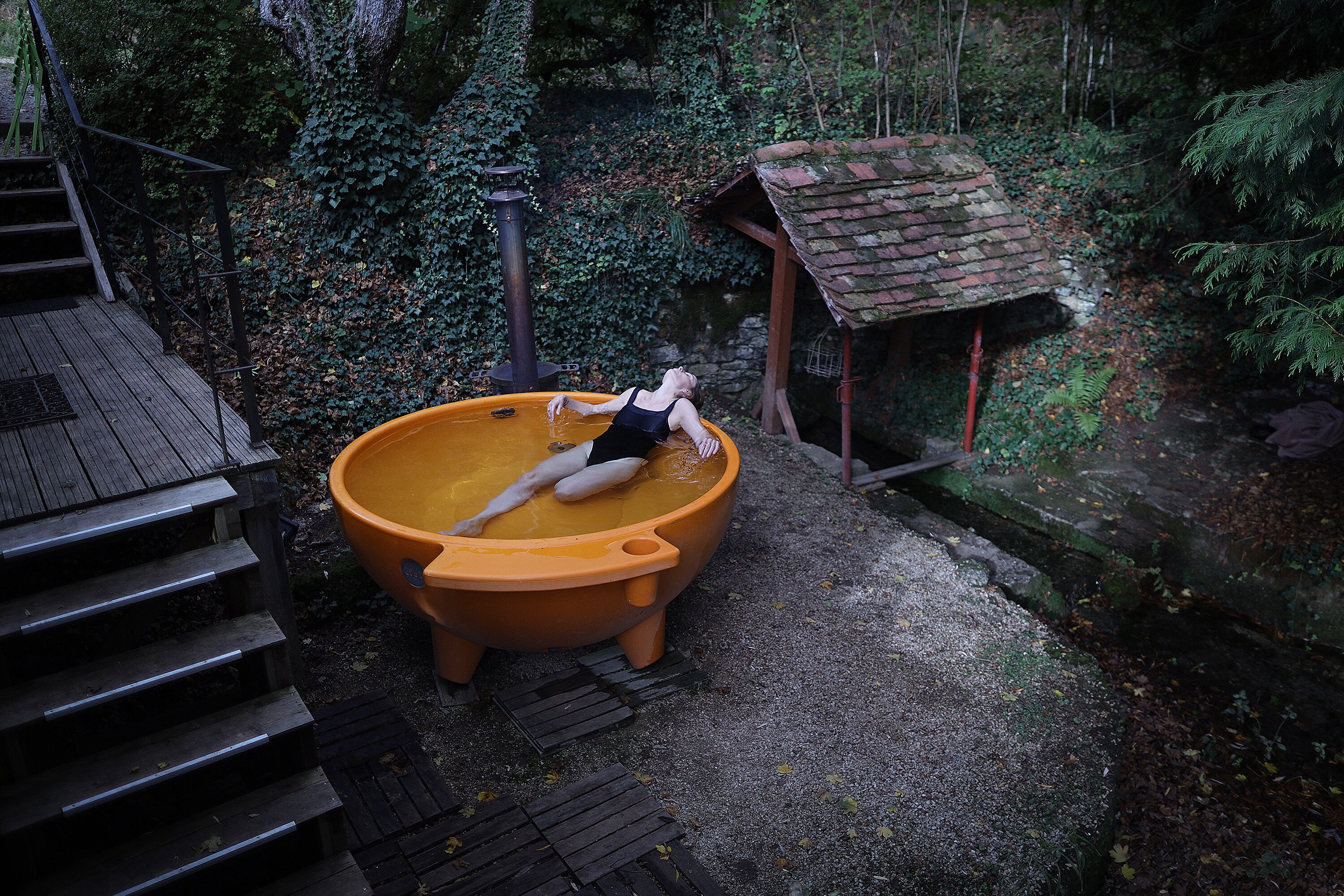 Cabane in Burgundy with Wi-Fi sleeps 2: original, nature, romantic weekend