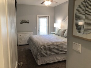 4 chambres, fer et planche à repasser, Wi-Fi gratuit, draps fournis
