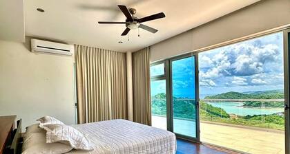 Classic San Juan Del Sur Beach Front price listed is for bottom Flr 4 extr 2nd