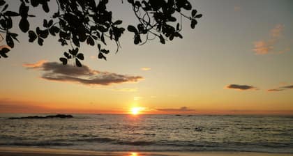 Ocean Front White Sand Beach Bungalow Sehr Romantisches & Private