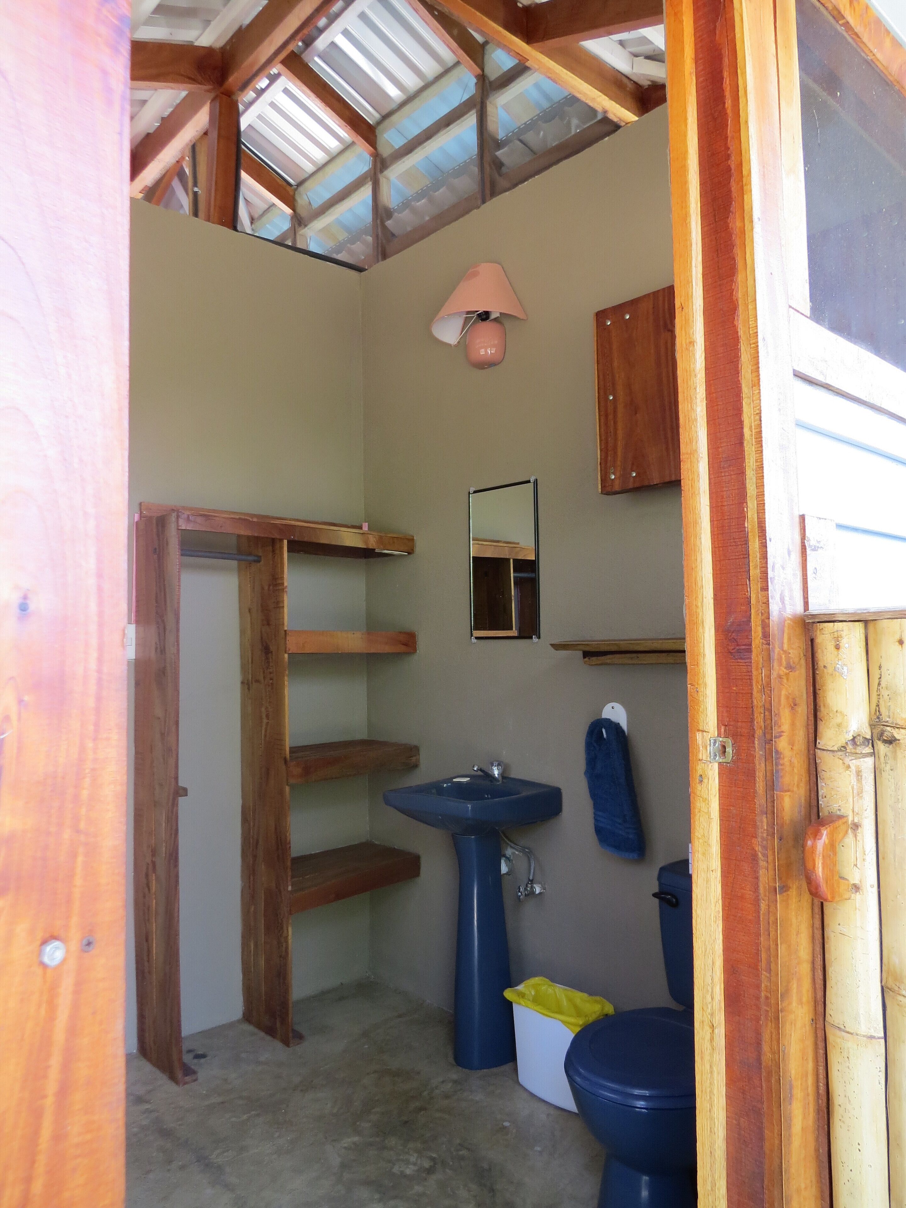 Ocean Front White Sand Beach Bungalow very romantic & private