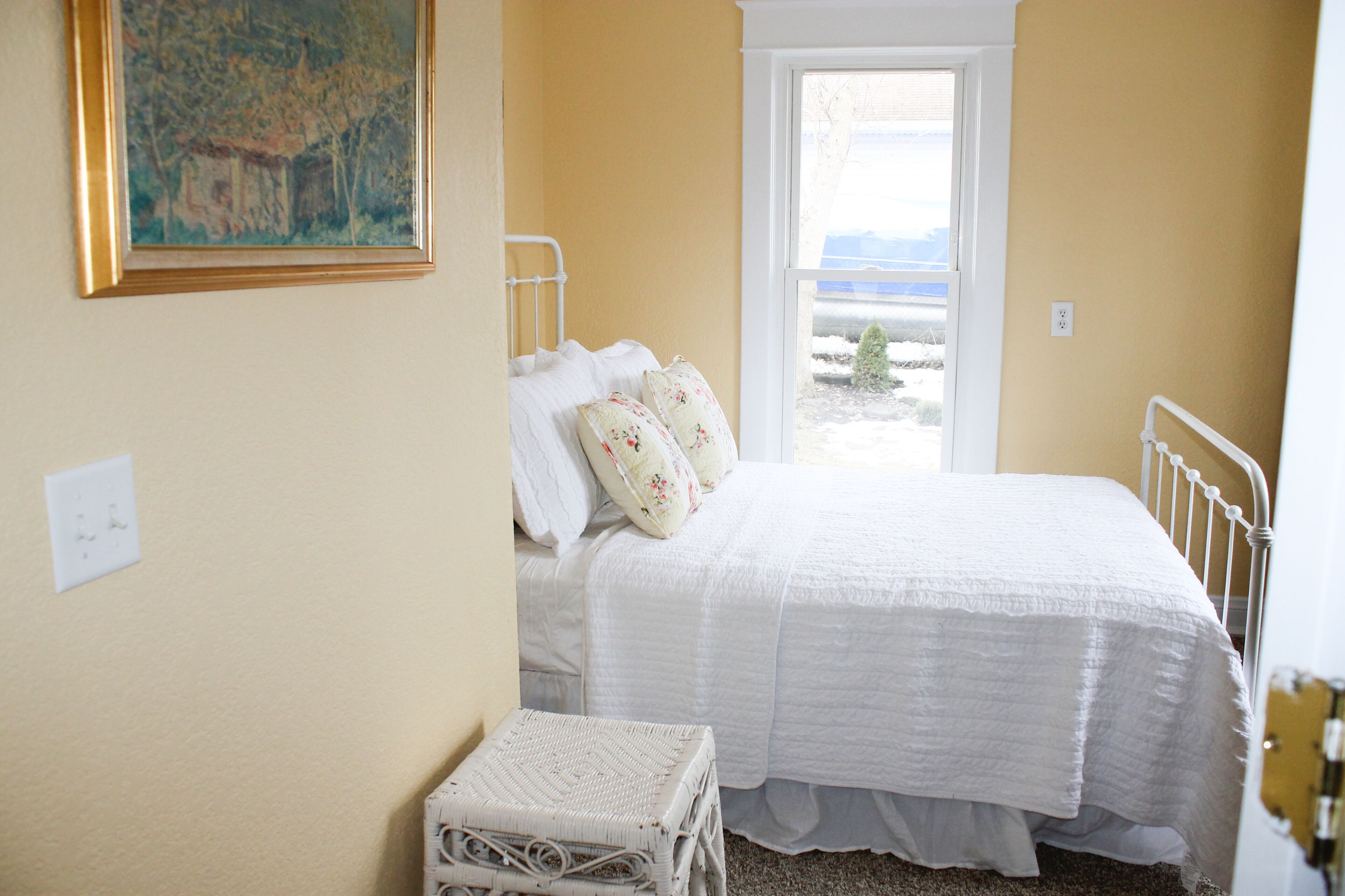 Devils Lake 5 bedroom Home Nestled In The Beautiful Village Of Manitou Beach, Mi