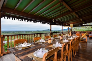 Dining area on the large terrace 