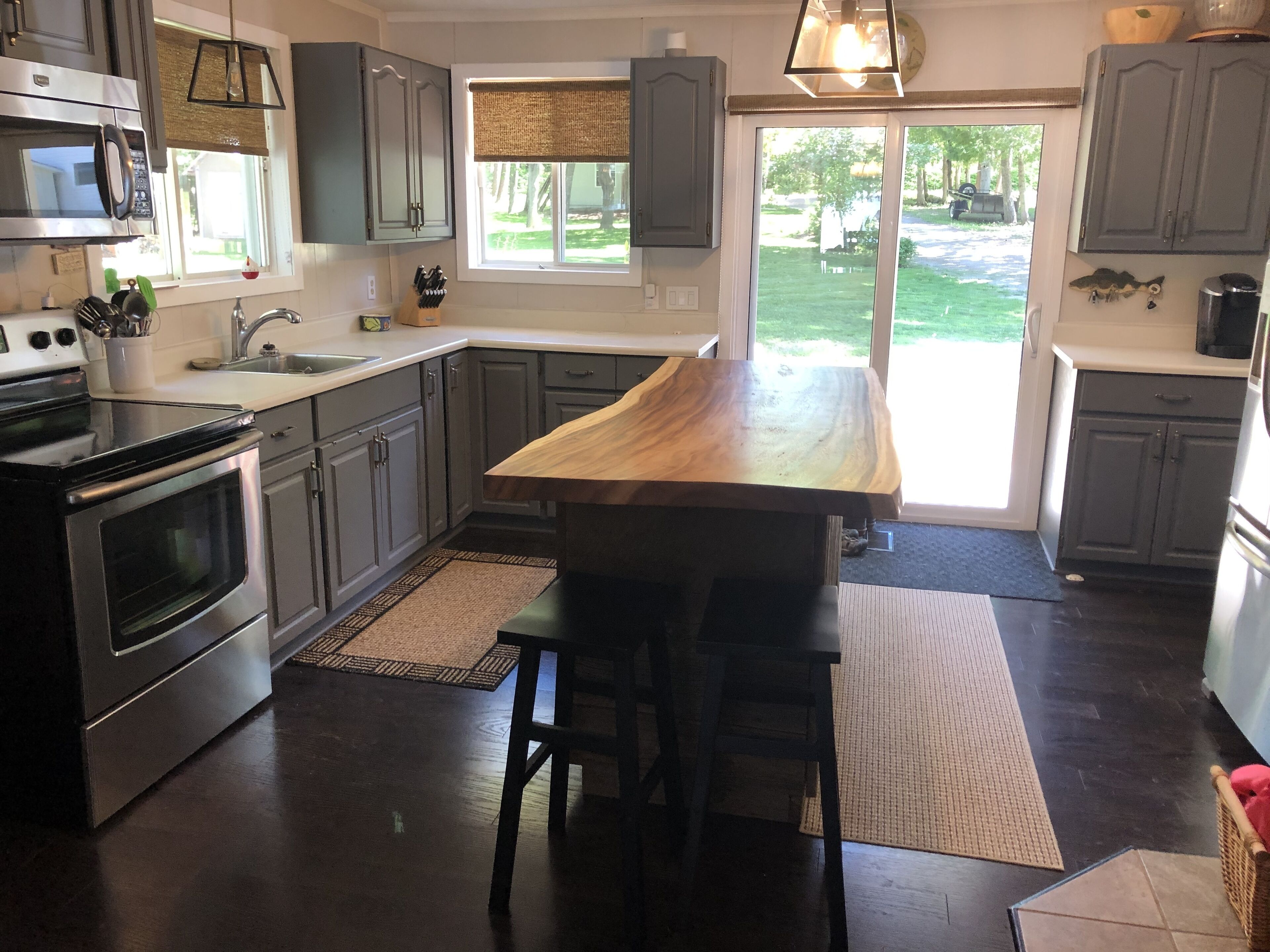 Holidaylane Cottage On Mink Lake Eganville Ontario