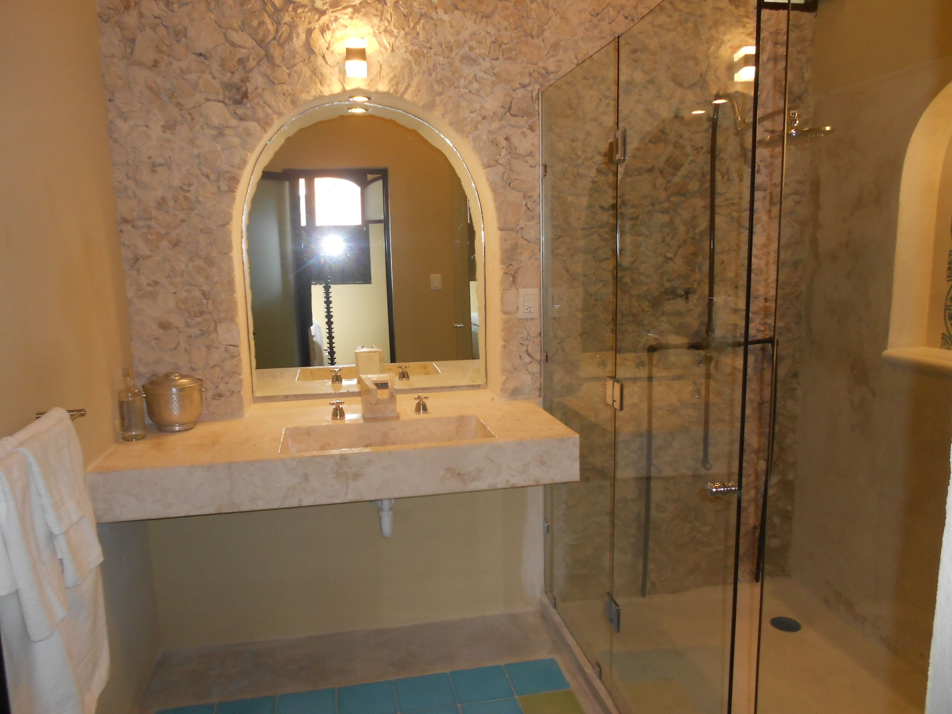 Guest Suite with breakfast in Merida's Best Neighborhood