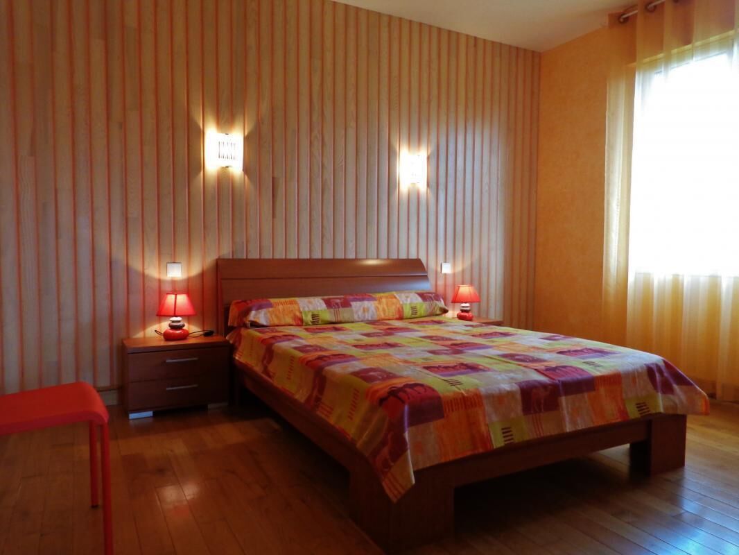 Large House with pool veranda and views of the Pyrenees