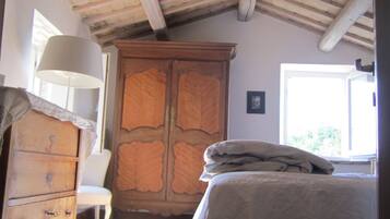 3 Schlafzimmer, Bügeleisen/Bügelbrett, WLAN, Bettwäsche