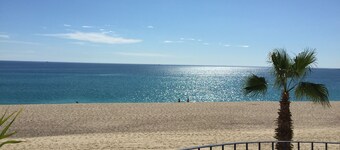 Voller 180-Grad-Panoramablick auf das Meer von Cortez 