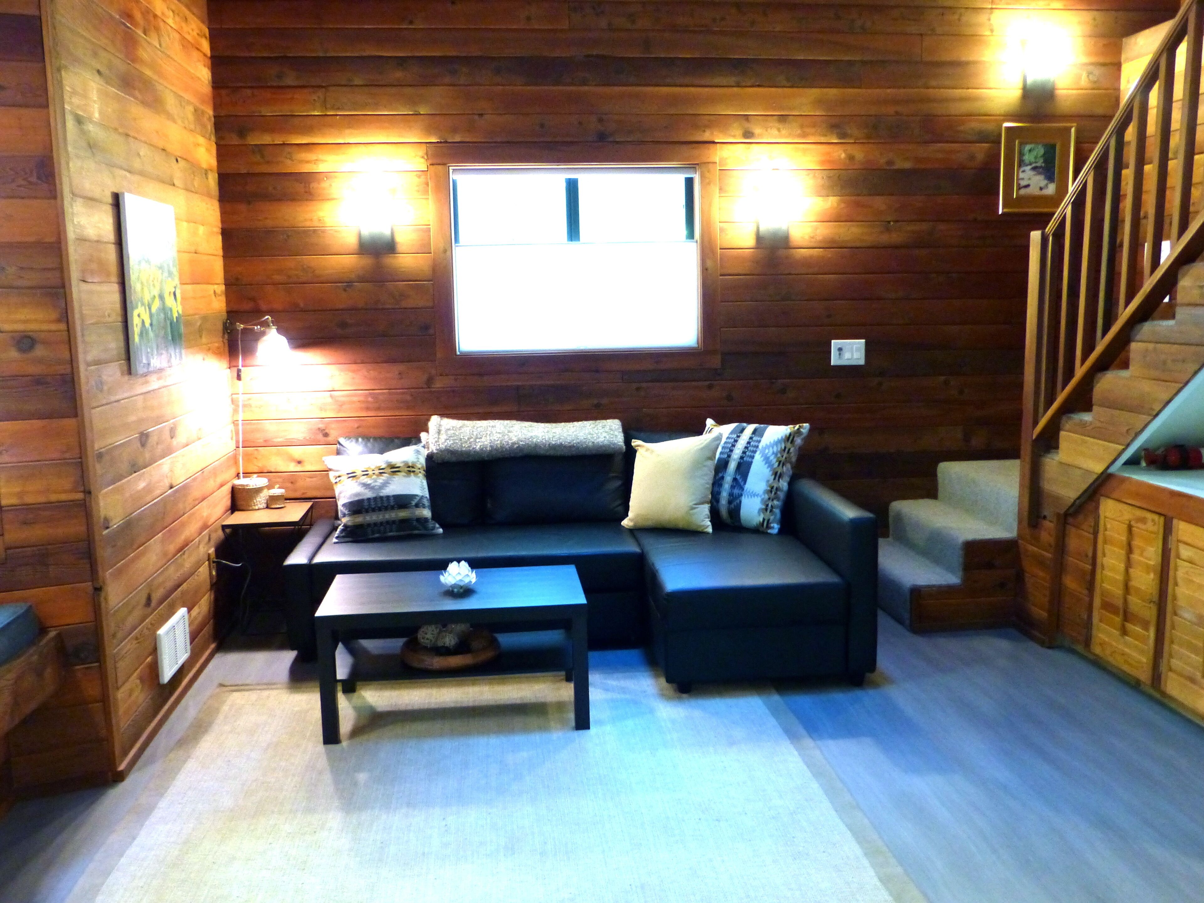 Replace the  hustle and bustle of the city for the solitude of the forest!