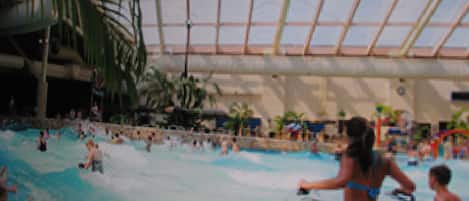 Inomhuspool och uppvärmd pool