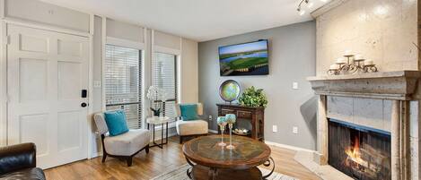 Smart-TV, peis og DVD-spiller