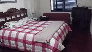 4 室のベッドルーム、WiFi、車椅子でアクセスできる設備