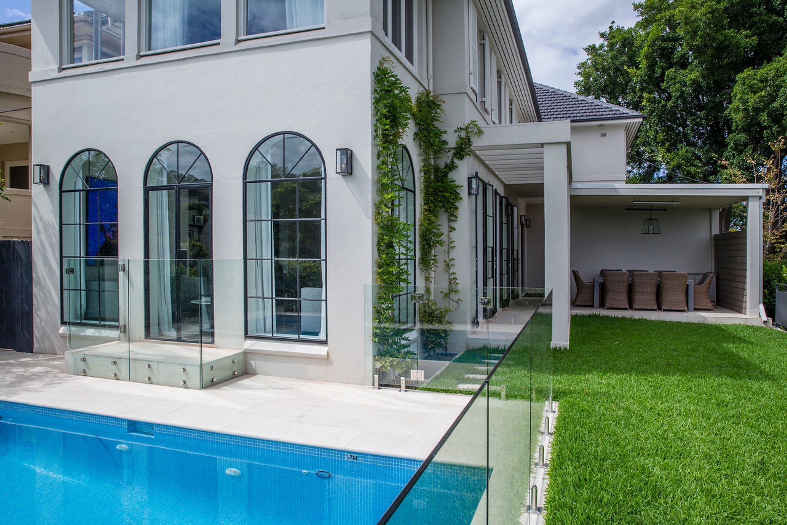 Luxury Villas Kambala (With Car Parking) — image 11