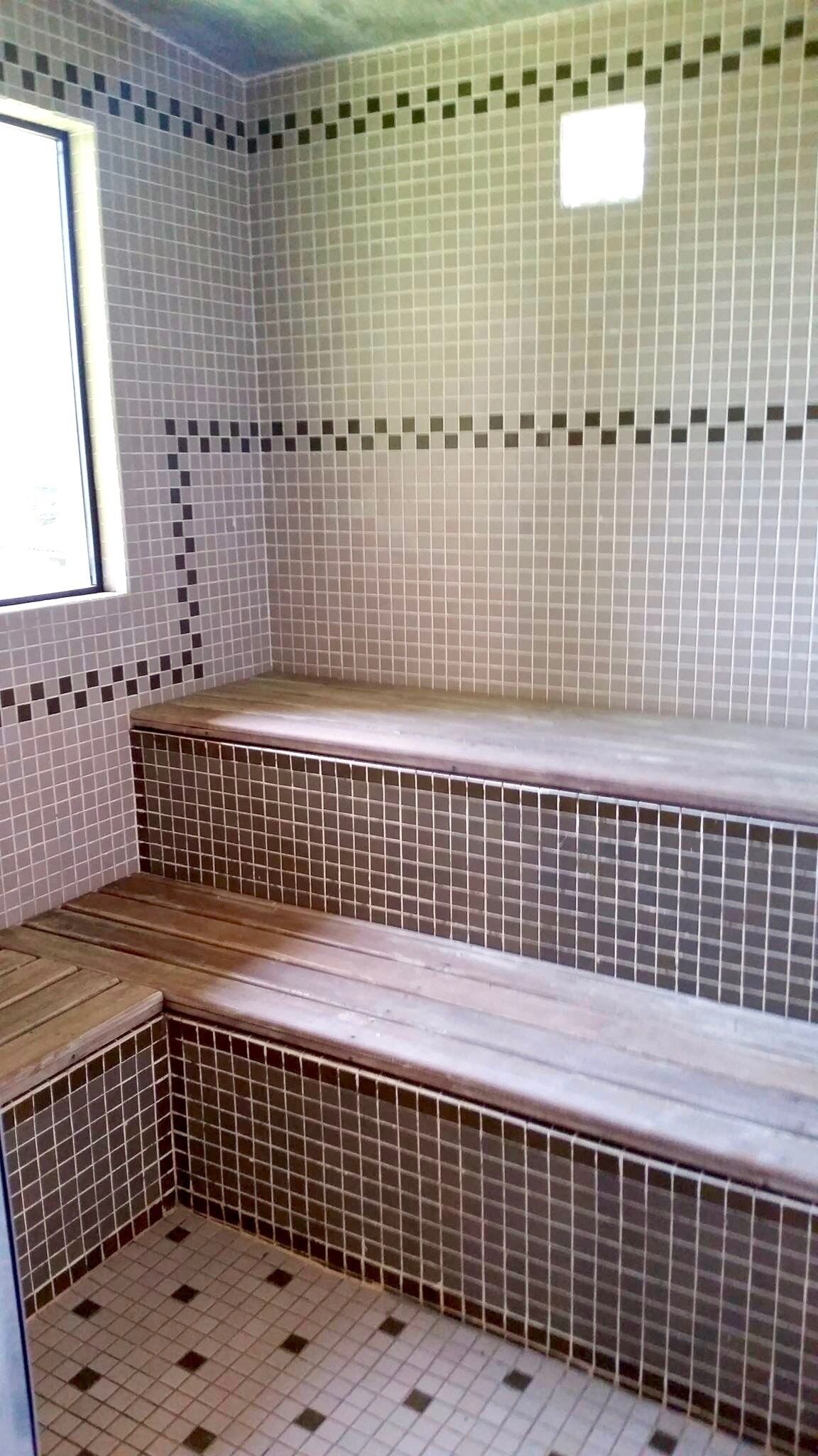 85 reviews, all 5 stars, over 7 years of lease