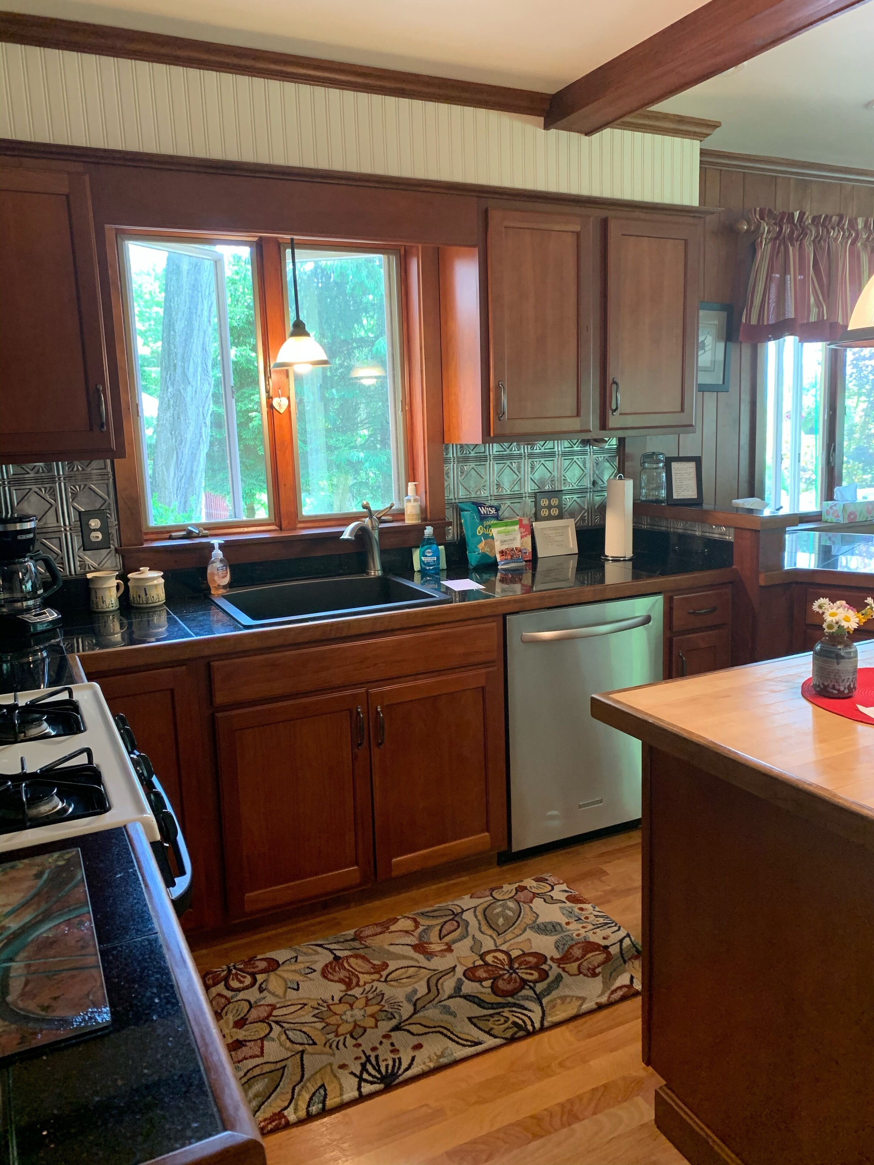 Tranquil, Immaculate, Central Air 