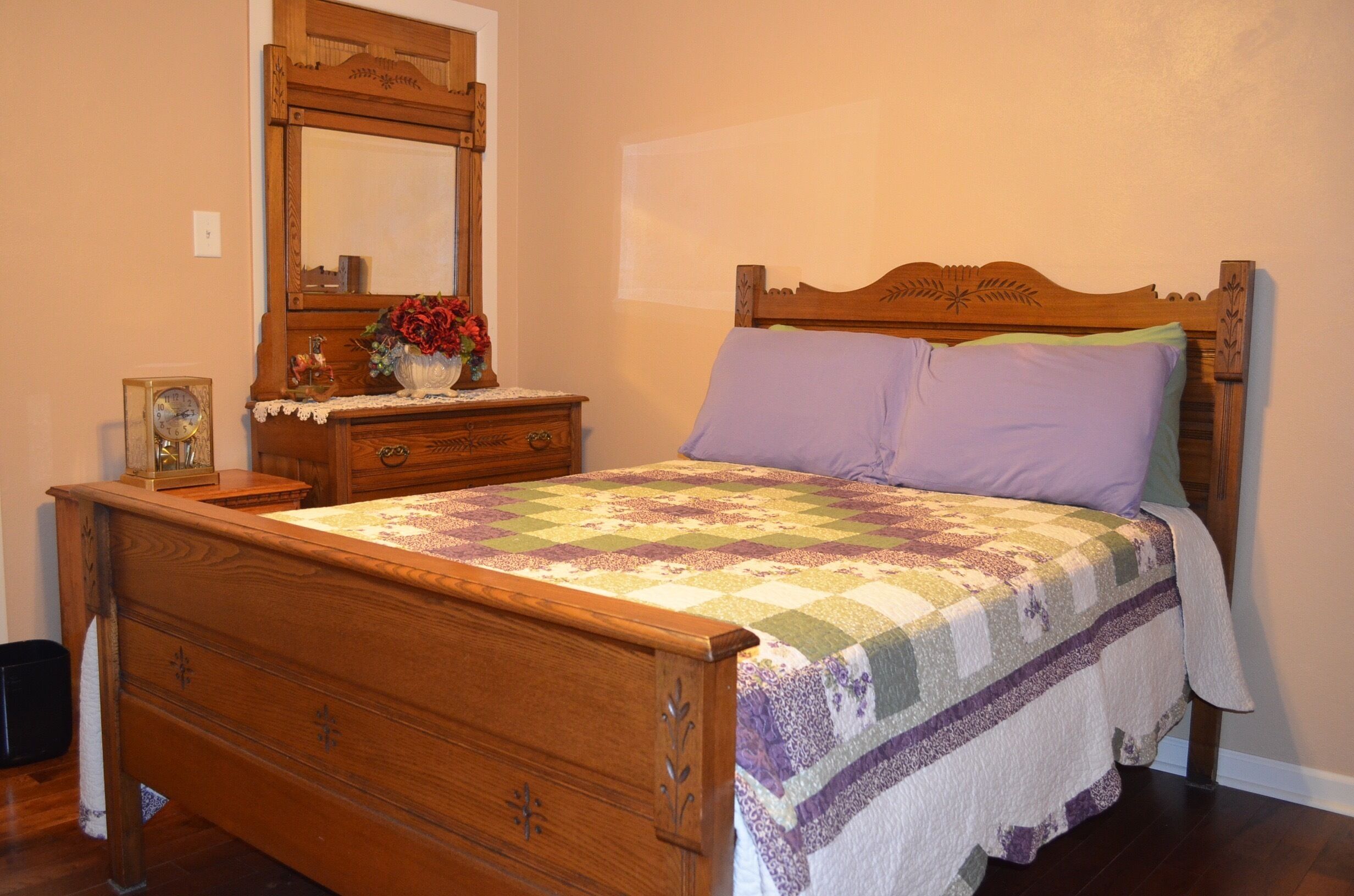 Gorgeous, Sunset Lake Views Over Lake Elizabeth