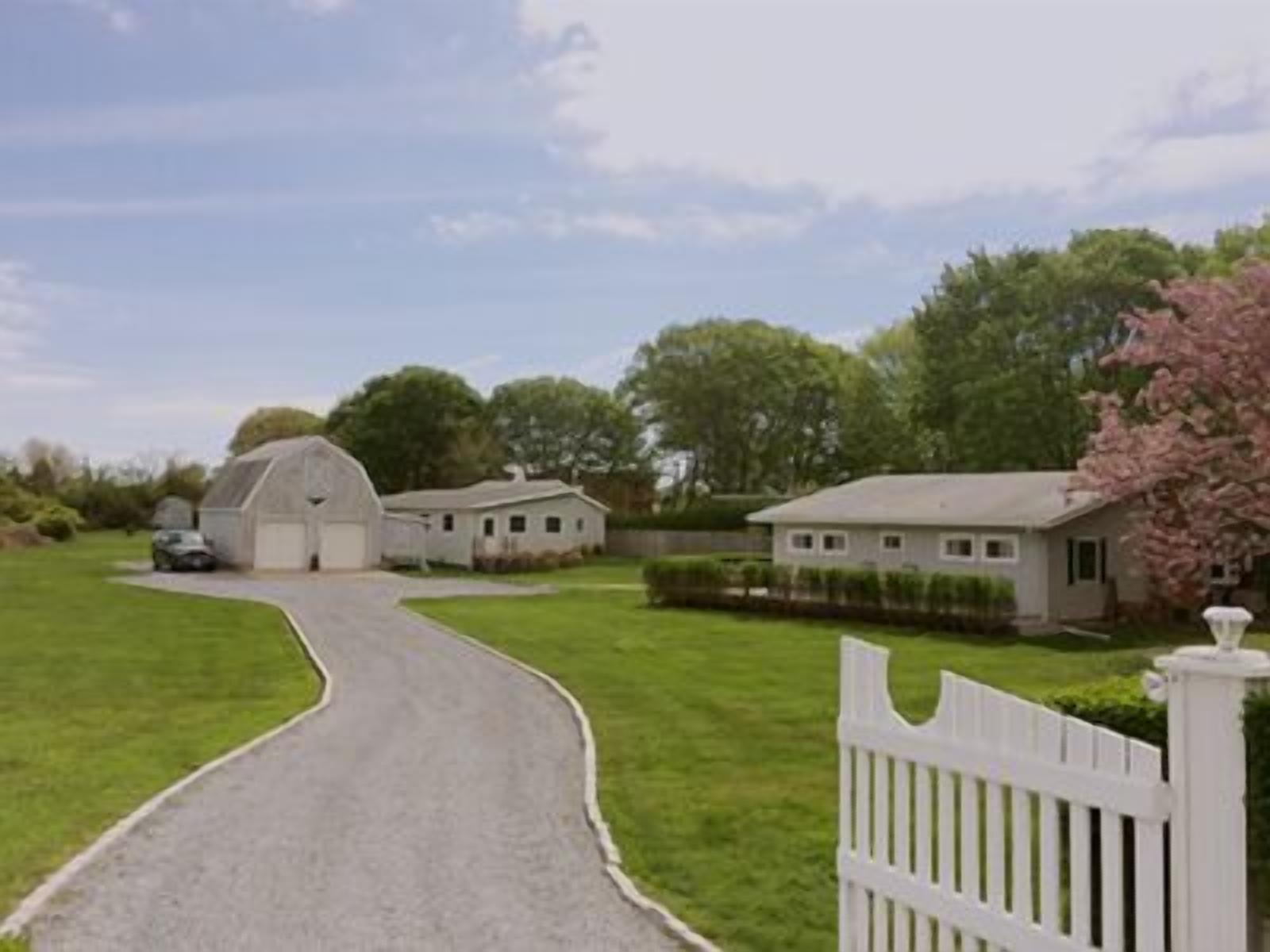 Beach House W/Short Walk to Ditch Plains Beach