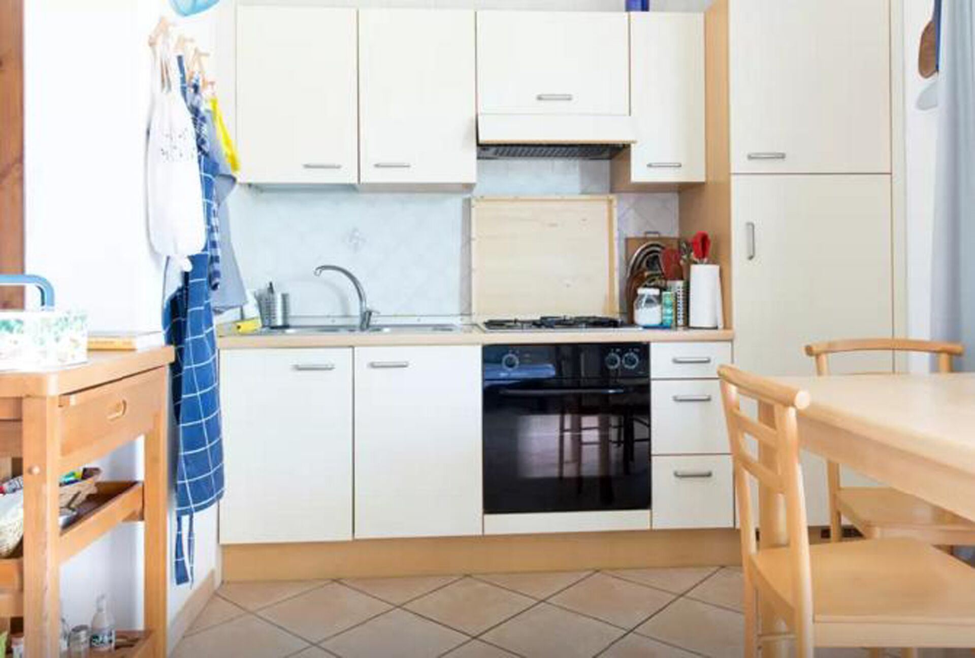 House with garden in Coral Harbour, close to the sea, for families and not only