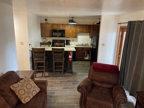 Smart TV, fireplace - Ground Level With assigned parking (Angel Fire)