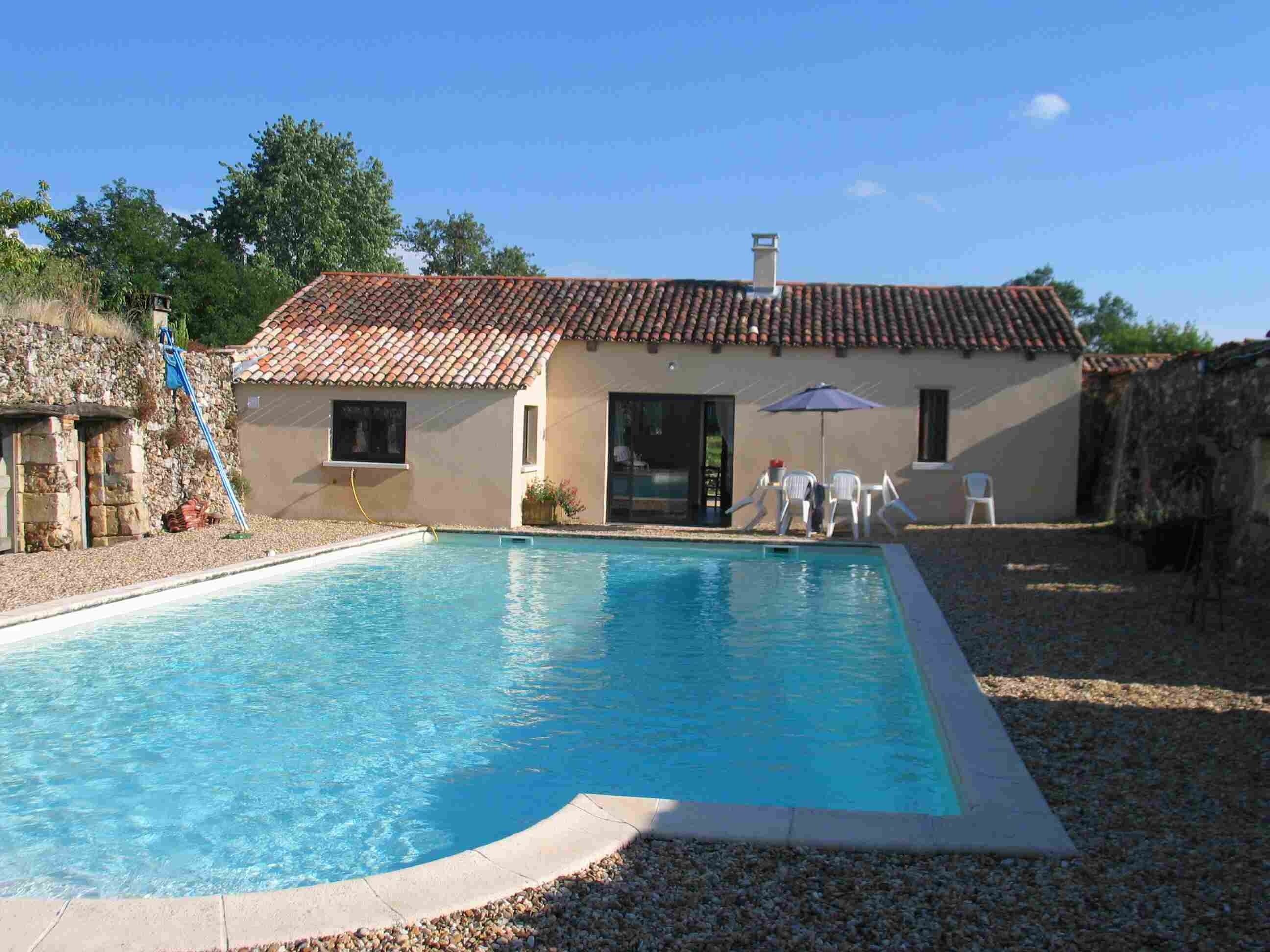 Charming cottage with pool