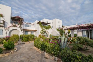 Exterior - Pleiades Villa, Near Ornos Beach (Mykonos)