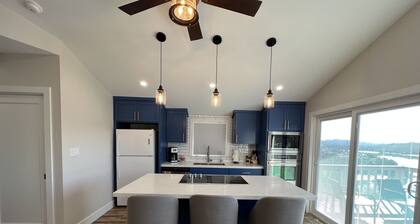 Sweeping Lake View, newly remodeled home and pet friendly!