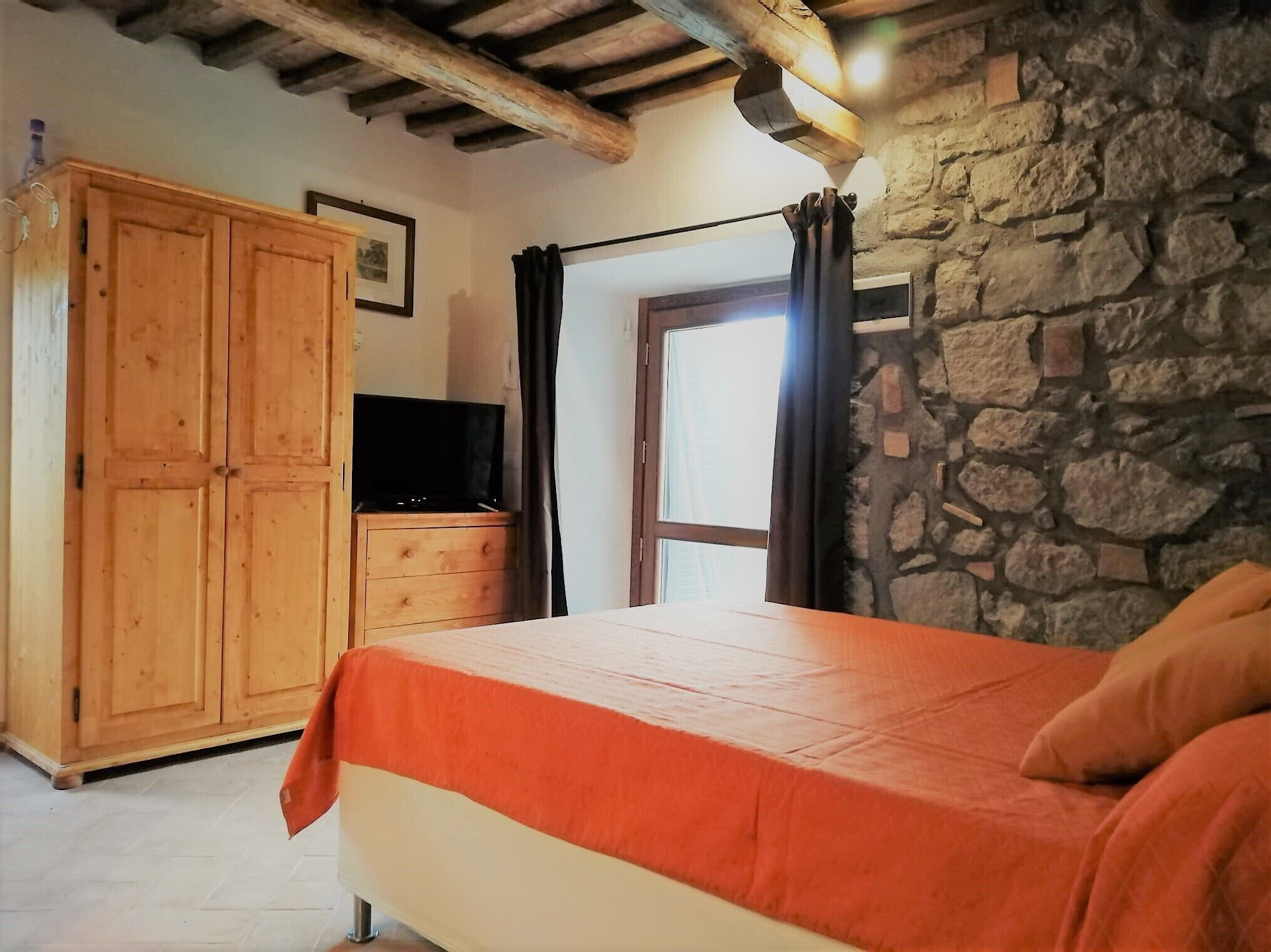 Apartment IL NOCEv at CASALE RAMPINO