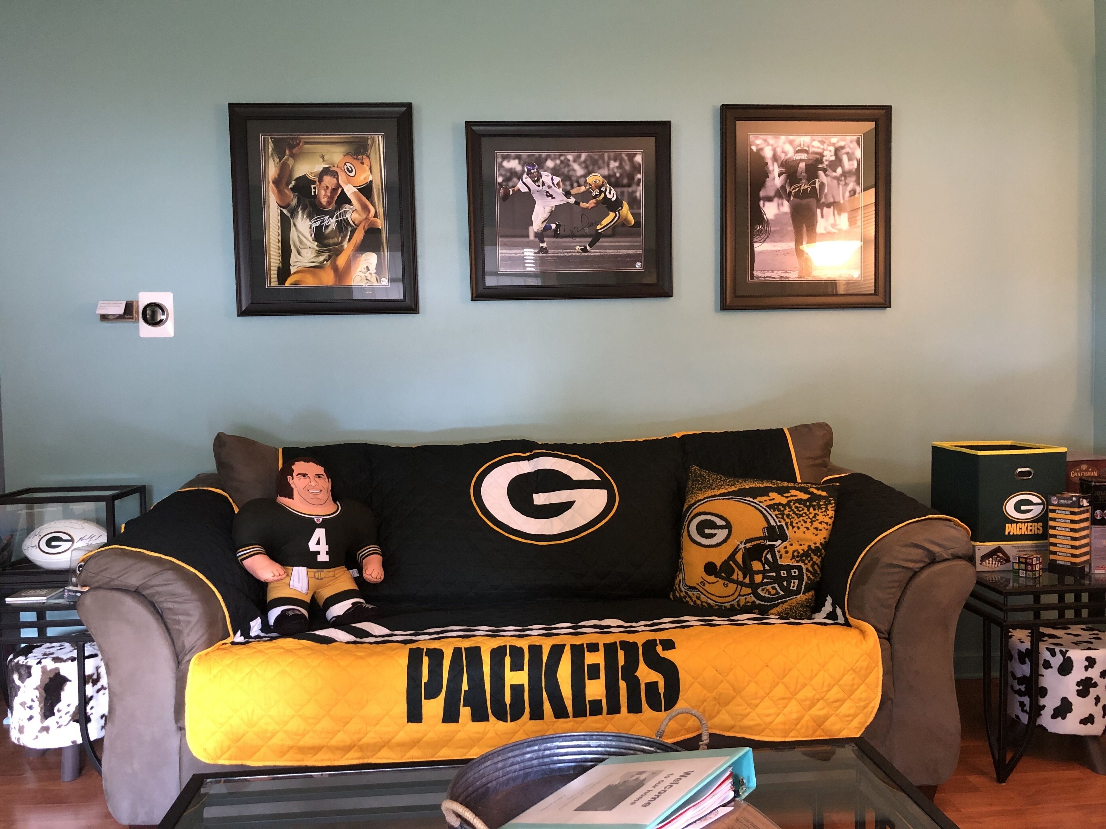 SO CLOSE TO LAMBEAU!!!