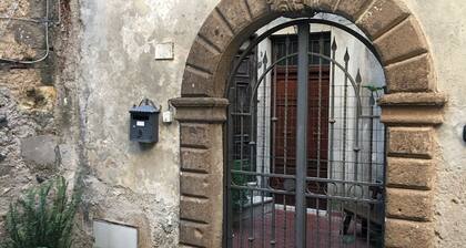 Votre maison médiévale dans un charmant village