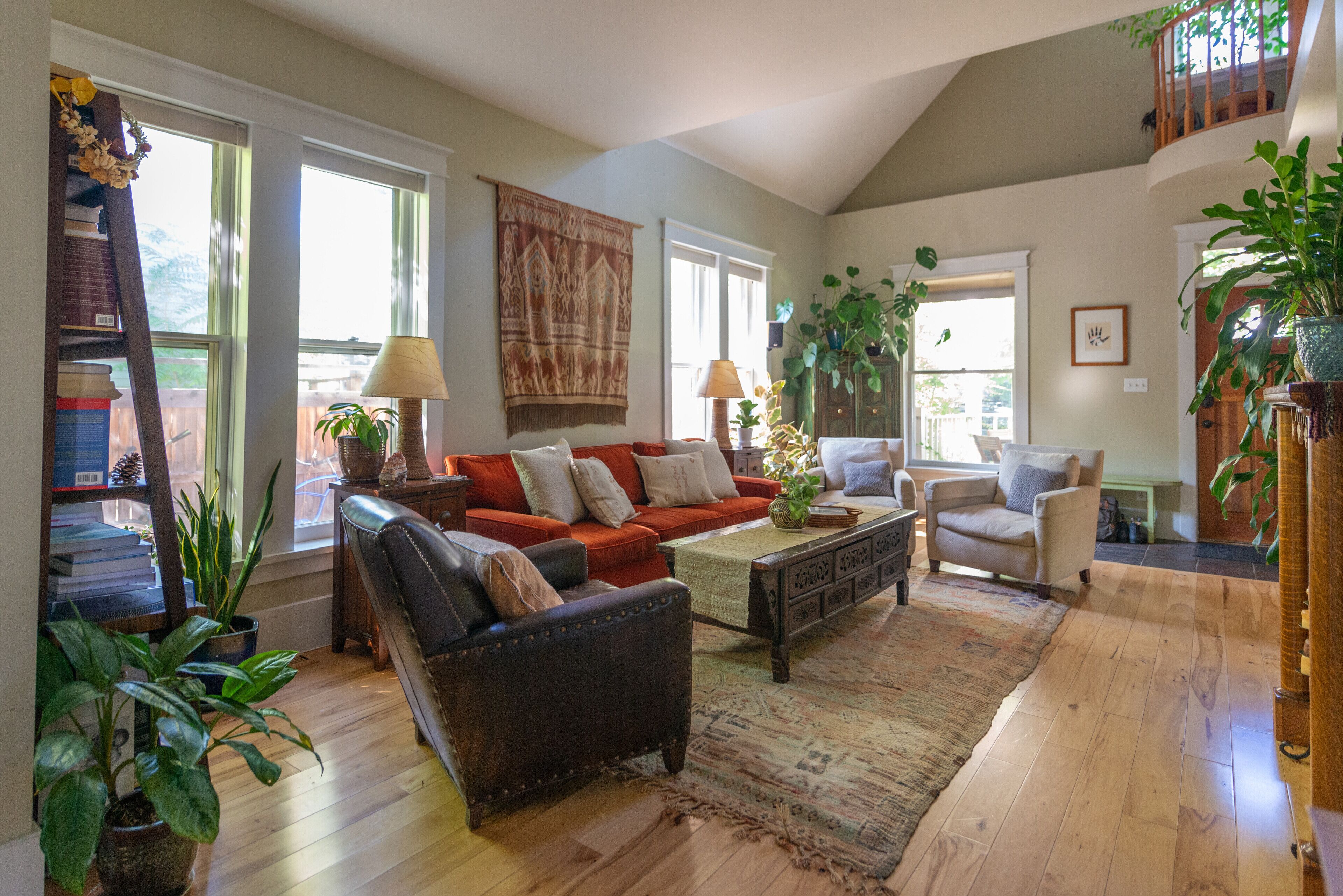 Make yourself at home in a spacious, clean and comfortable downtown Boulder home