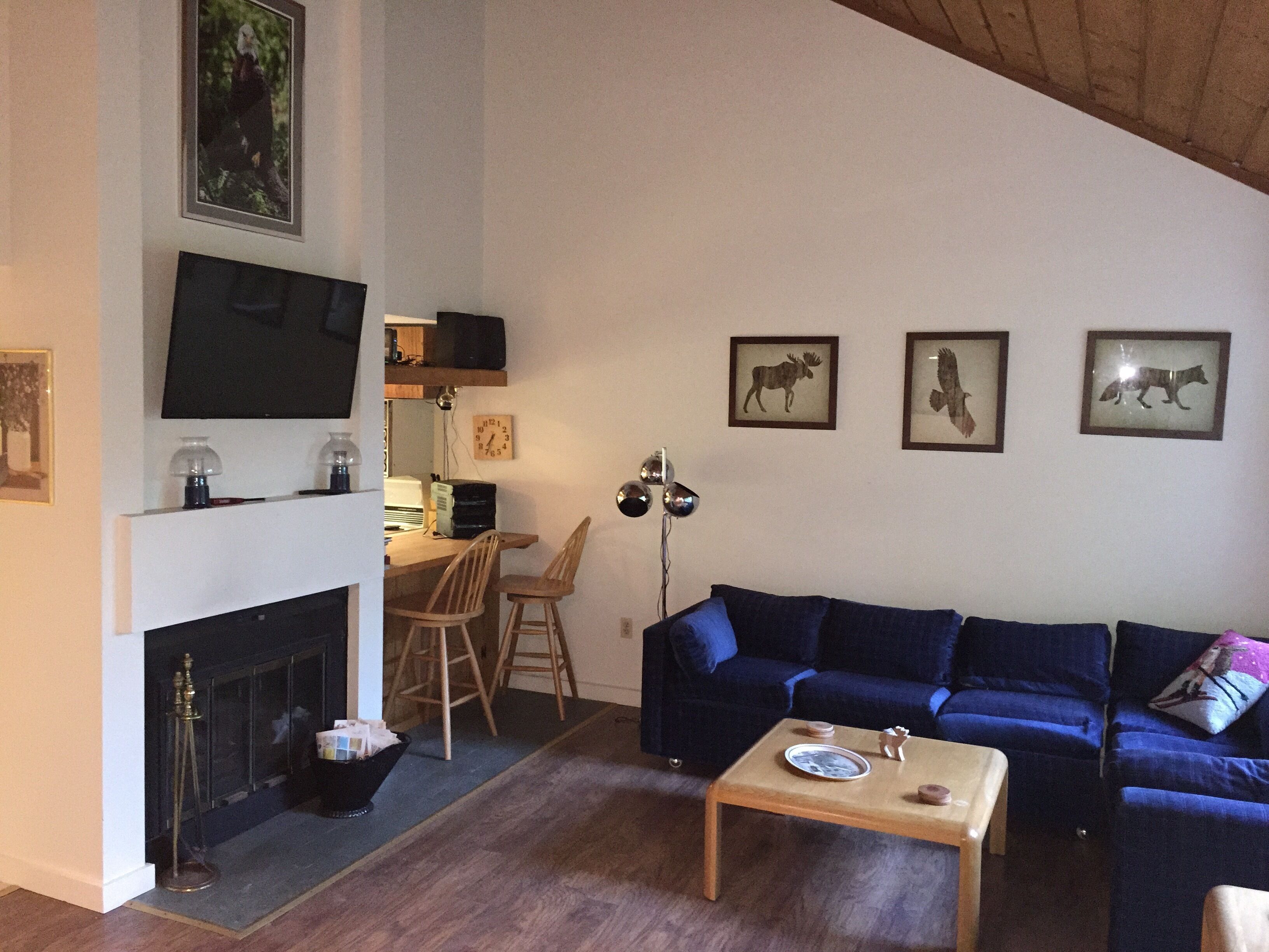 Lincoln, NH Townhouse With Loon Mountain Views - Connected To Loon Mtn Shuttle